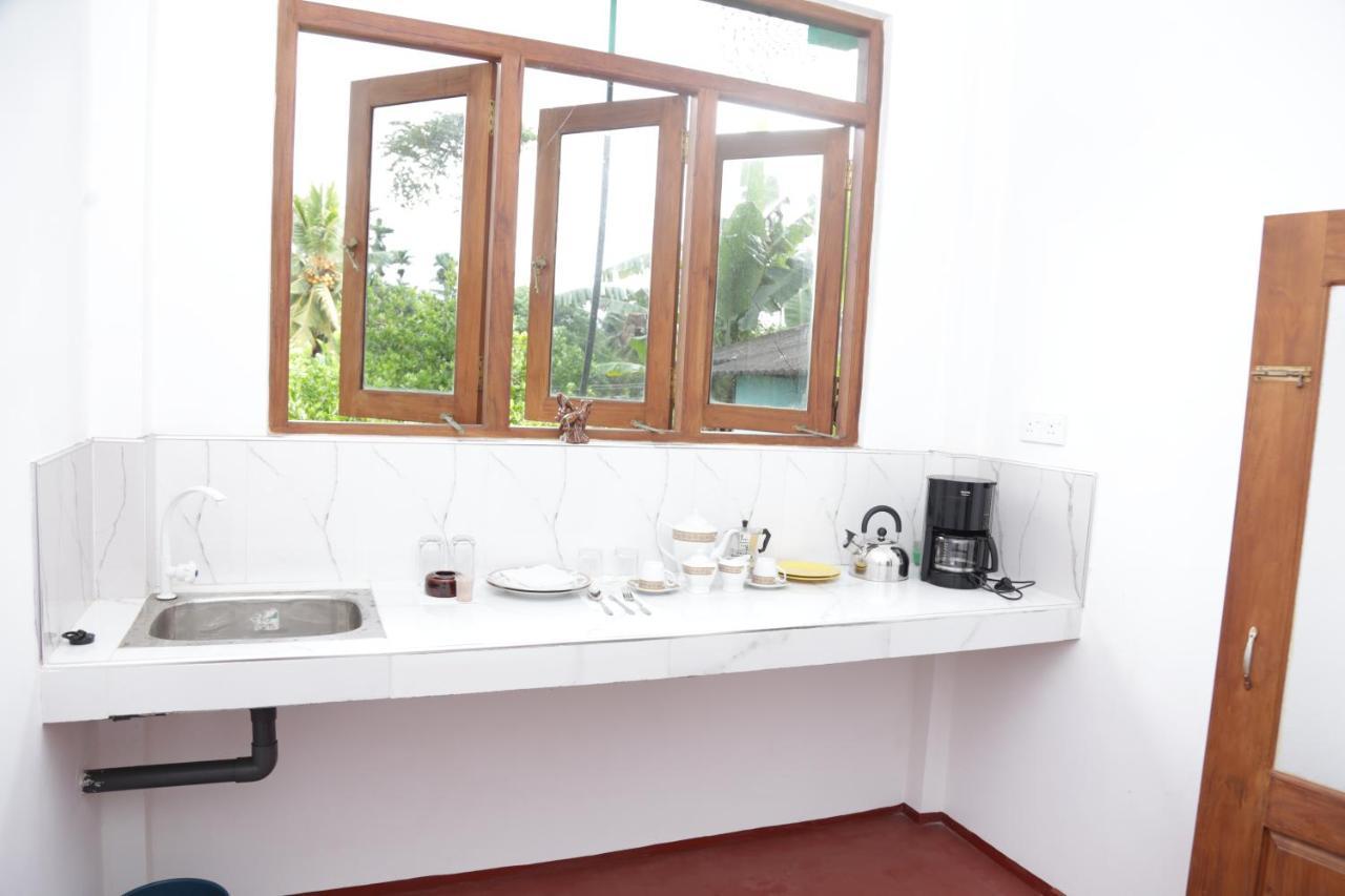 Vivid Lanka Bed & Breakfast Bentota Ngoại thất bức ảnh